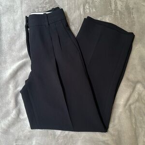 Aritzia Effortless Pant Black